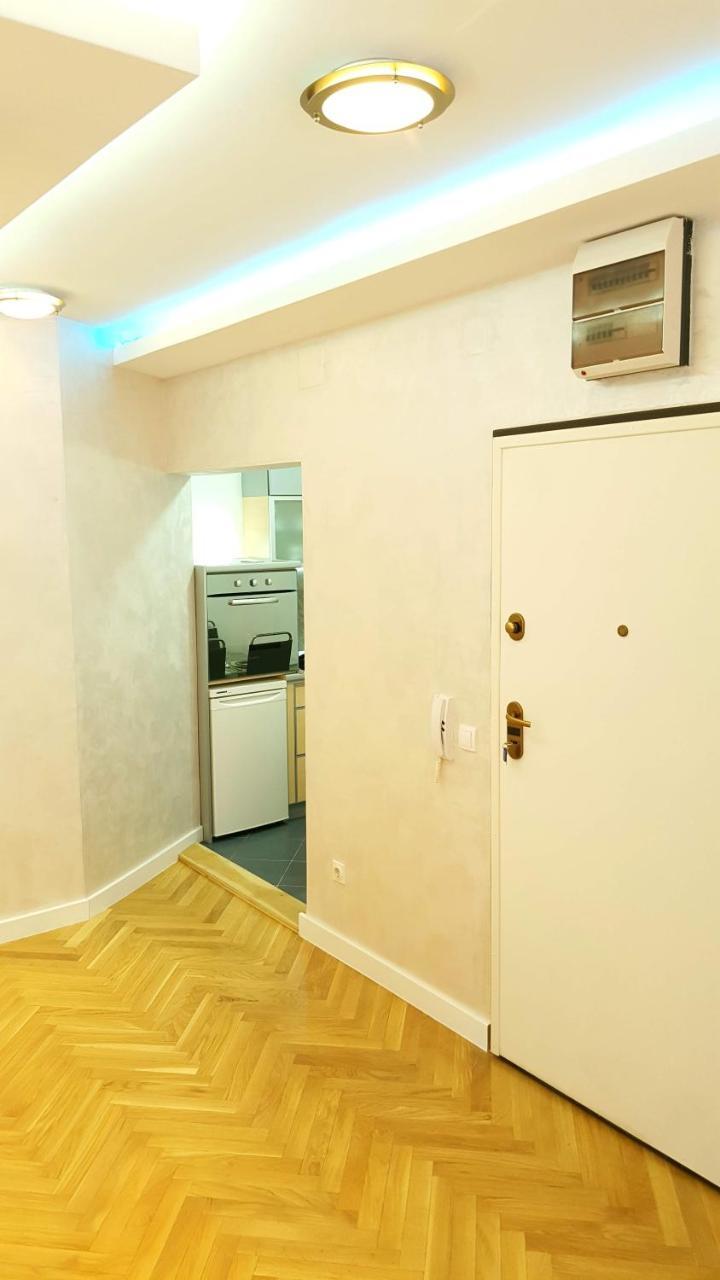 Arena Relax Apartman Belgrade Exterior photo